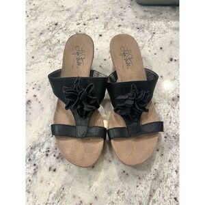 Life Stride Notice Black Leather Cork Wedge Sandals sz 7 NWOT
